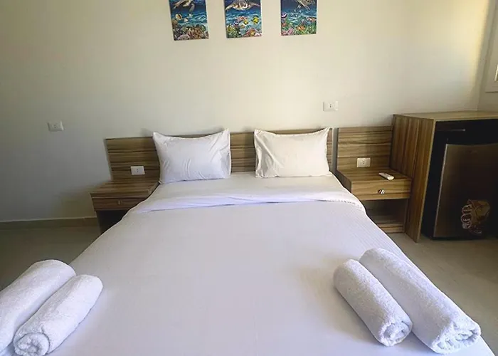Maya Mia Boutique 3*