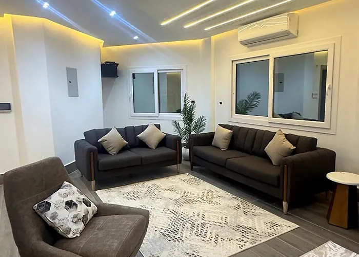 Maya Mia Boutique 3*